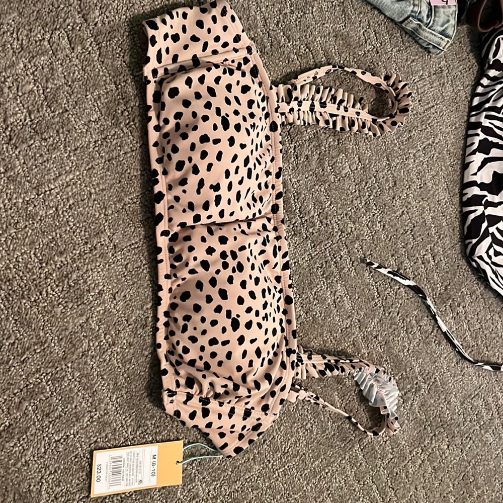 bathing suit top in leopard brand new with tags